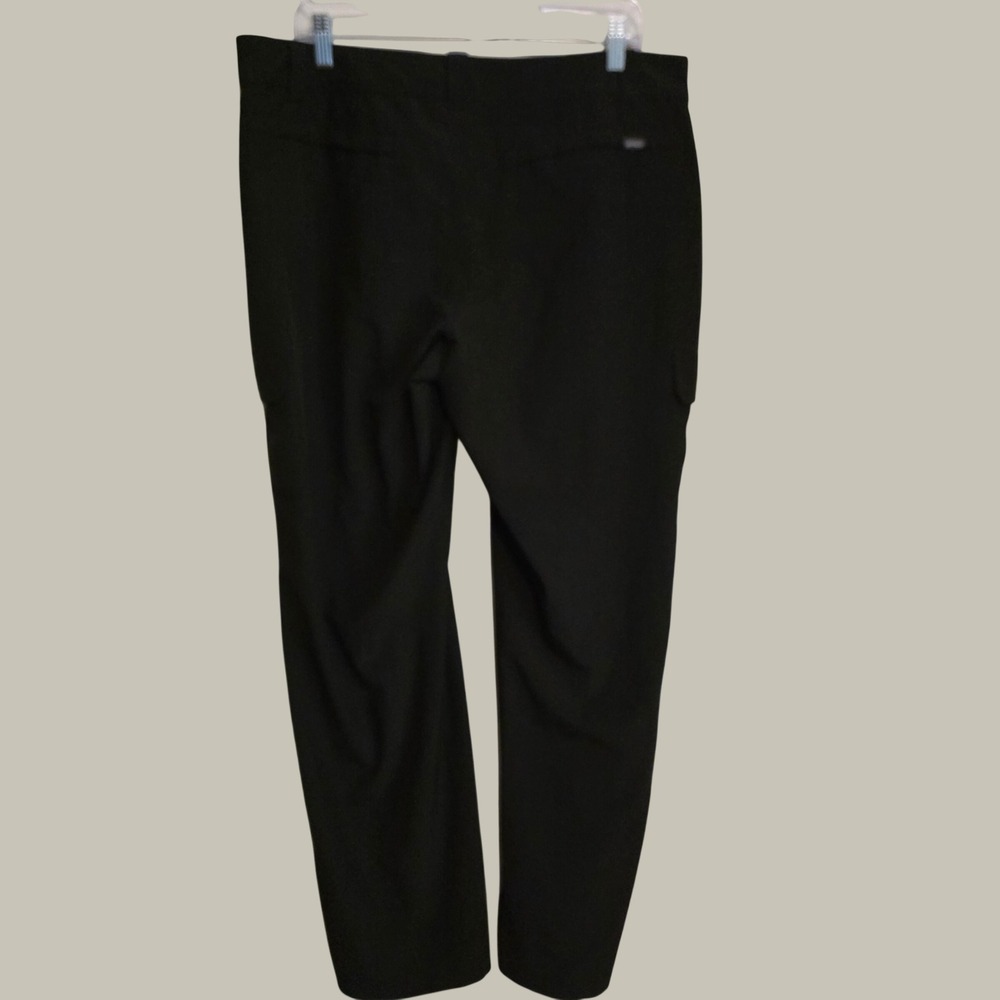 Eddie Bauer Womens Cargo Hiking Pants Size 16 Black Roll Up Leg Convertible - Picture 2 of 8